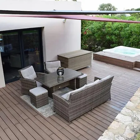 Luxe Bord De Mer, Jardin, Piscine Et Jacuzzi *